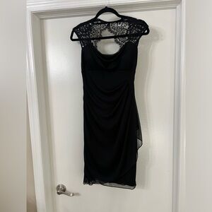 Cache woman’s size 2 black lace sleeve key whole back dress